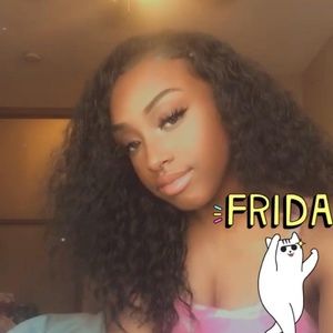 Meet your Posher, Fatima